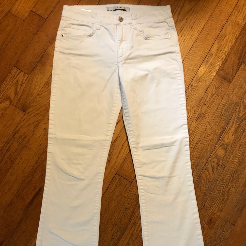 White Summer Weight Joe’s Jeans size 26